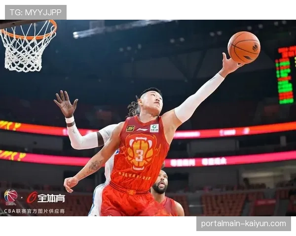 深圳男篮105比95力克山西 贺希宁23分助球队收获三连胜